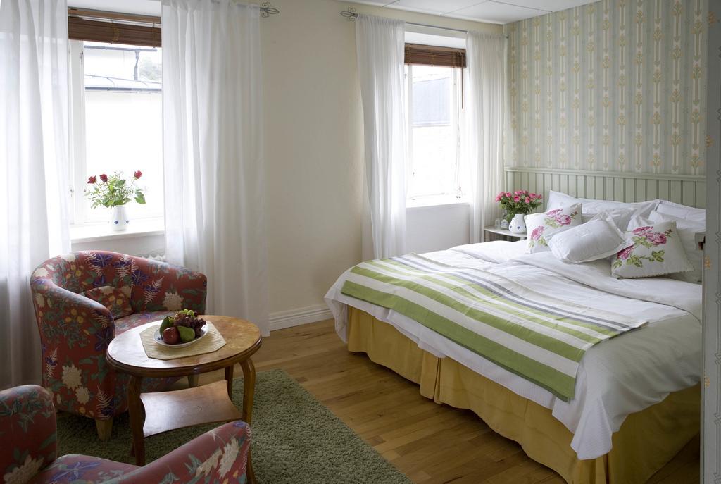 Hotell Bla Blom Gustavsberg Habitación foto