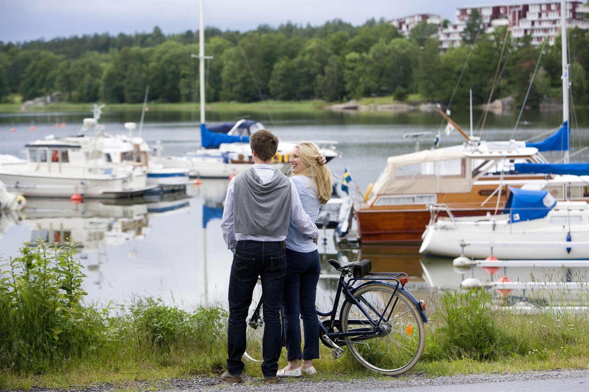 Hotell Bla Blom Gustavsberg Exterior foto
